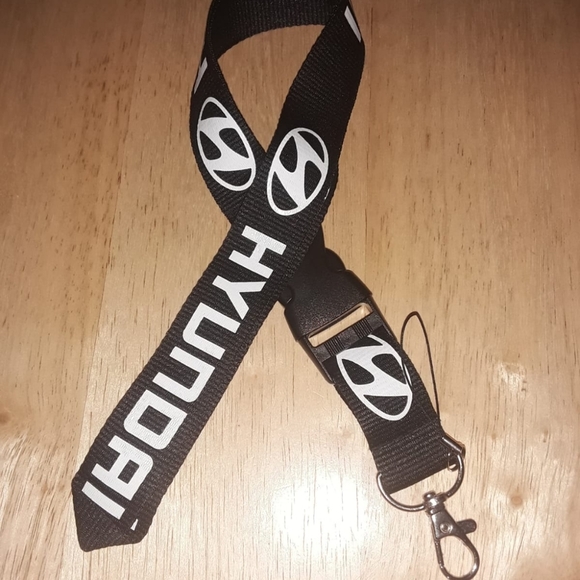 F2. Car Keys Holder Brand Hyundai Detachable Neck Strap Bundle Lanyards (3pcs) - Picture 2 of 11